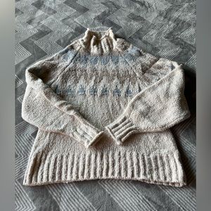 American Eagle Size Small Turtleneck Sweater